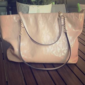 Michael Kors tan purse